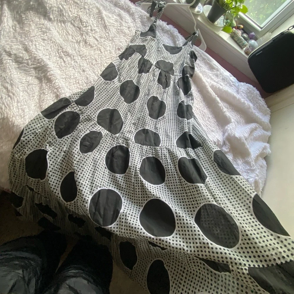 Carly Jean Los Angeles Black and White Polka Dot Maxi Dress - Picture 5 of 9